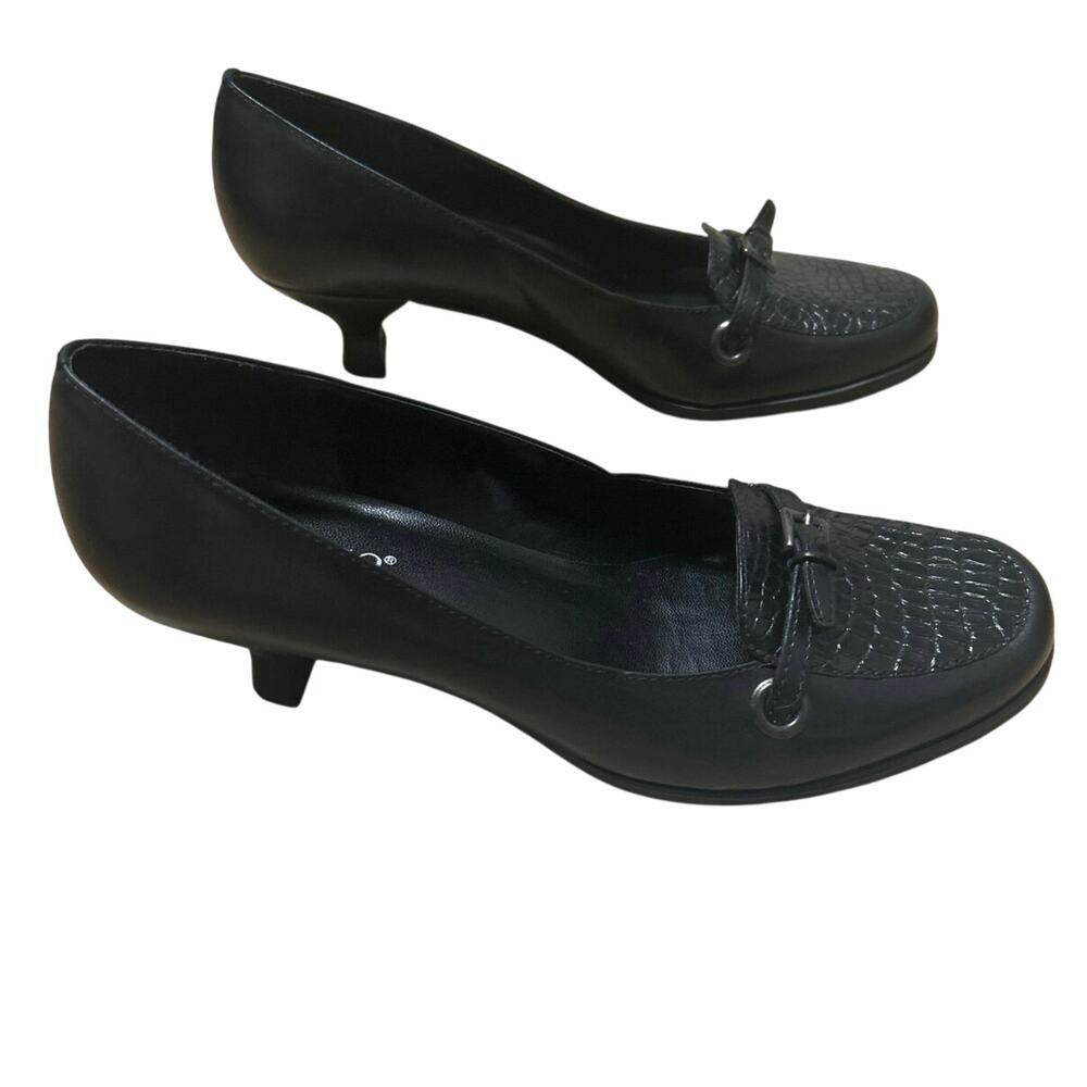Franco Sarto Black Leather Loafer Heels Croc Buckle Kitten Heel 8M Quiet Luxury